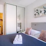 Luce Apartment