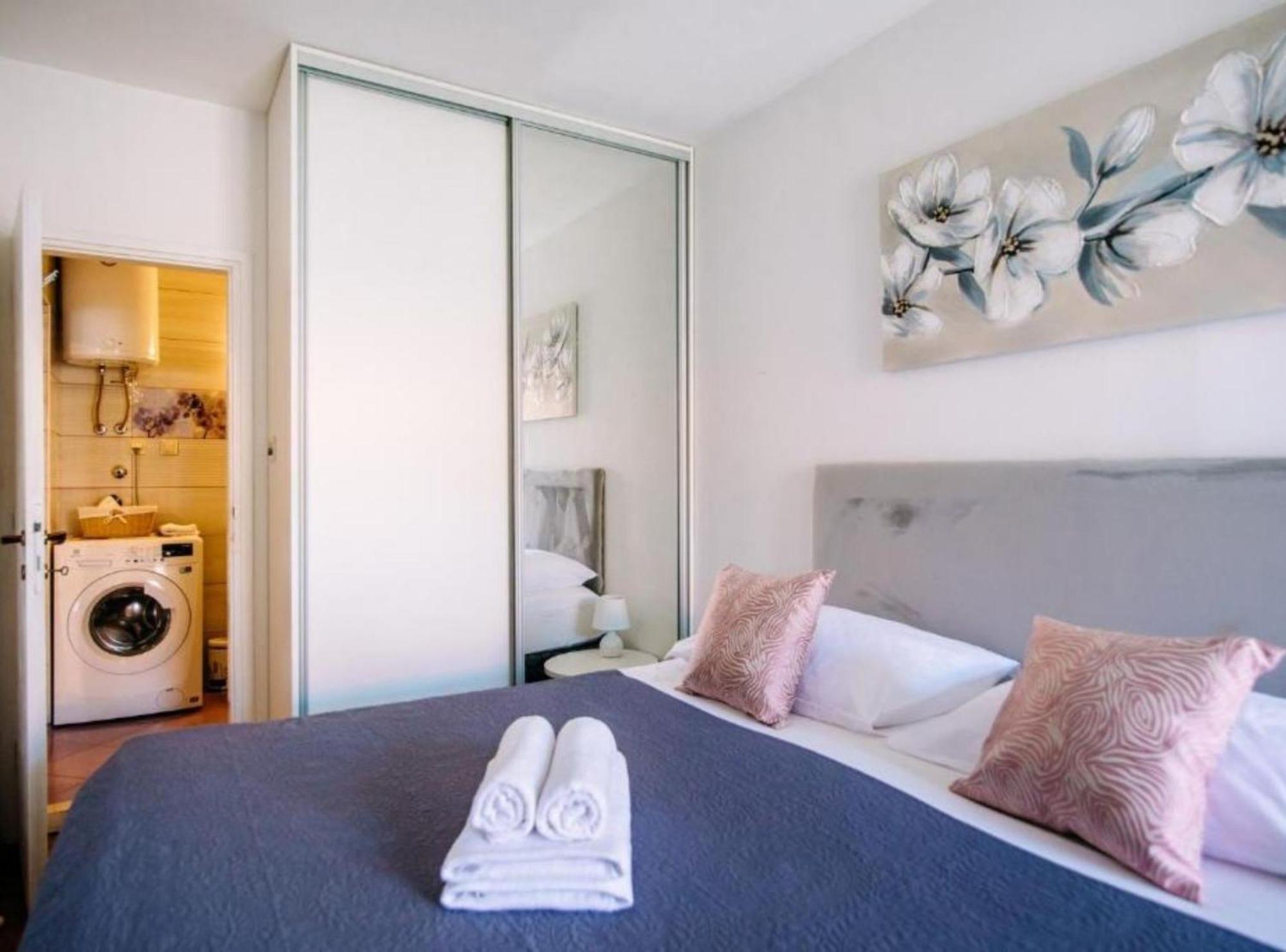 Luce & Toma Apartment